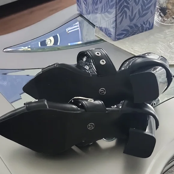 Black Pointed Toe Heels with Straps (US 6.5 Or Eur 37) - Picture 3 of 4